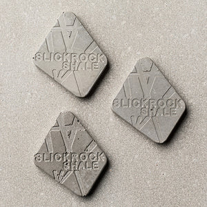 Slick Rock 22" Cascade Square Fire on Glass - Match Lit - The Outdoor Fireplace Store